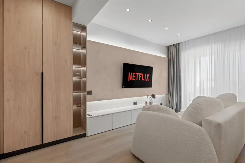 Apartament modern în tonuri calde, Mihai Bravu, București, fotografia 3