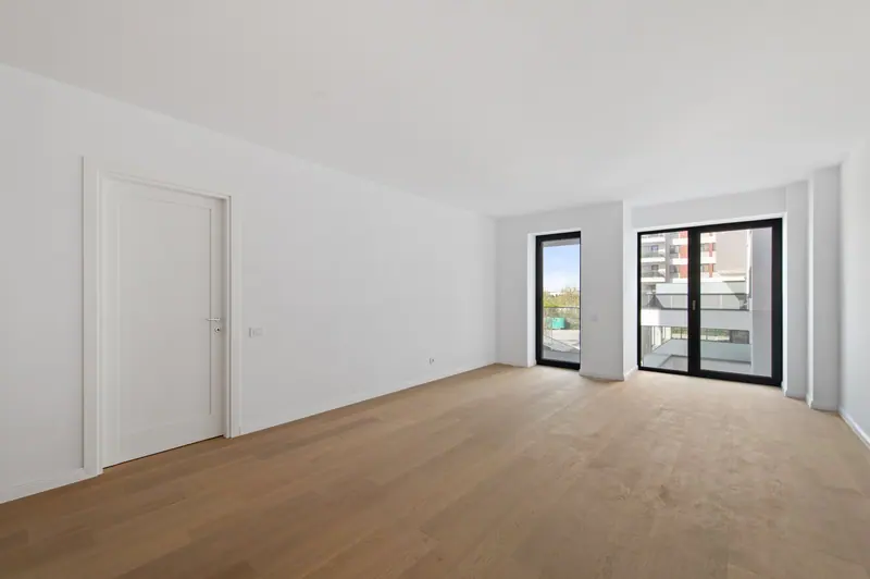 Apartament nou, nemobilat, Ansambluri noi, fotografia 1